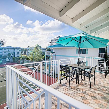 Seven Mile Beach Resort Джорджтаун Экстерьер фото