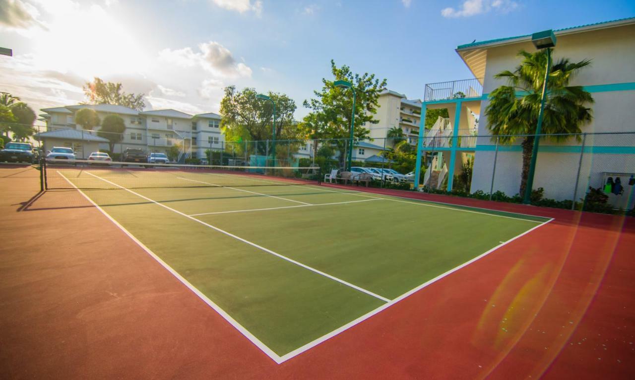 Seven Mile Beach Resort Джорджтаун Экстерьер фото